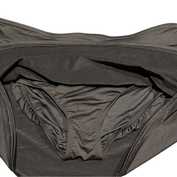 Land’s End Tankini and Swim Skirt Size 12 Black - Picture 16 of 16